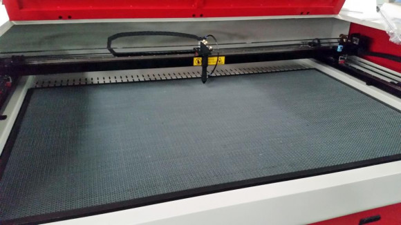 RayMark LSR-1490 станок лазерной резки RayMark LSR-1490 станок лазерной резки