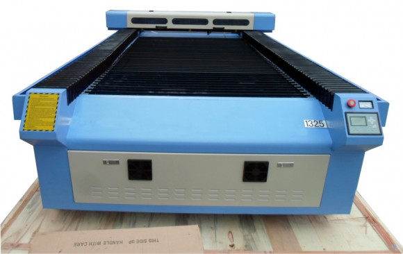 RayMark LSR-1325 станок лазерной резки 