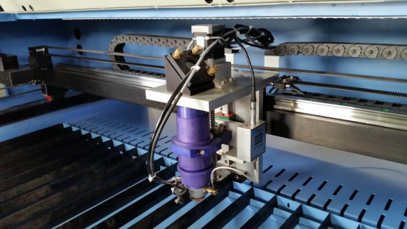 RayMark LRM-M1390E/M1610E лазерный станок для резки металла